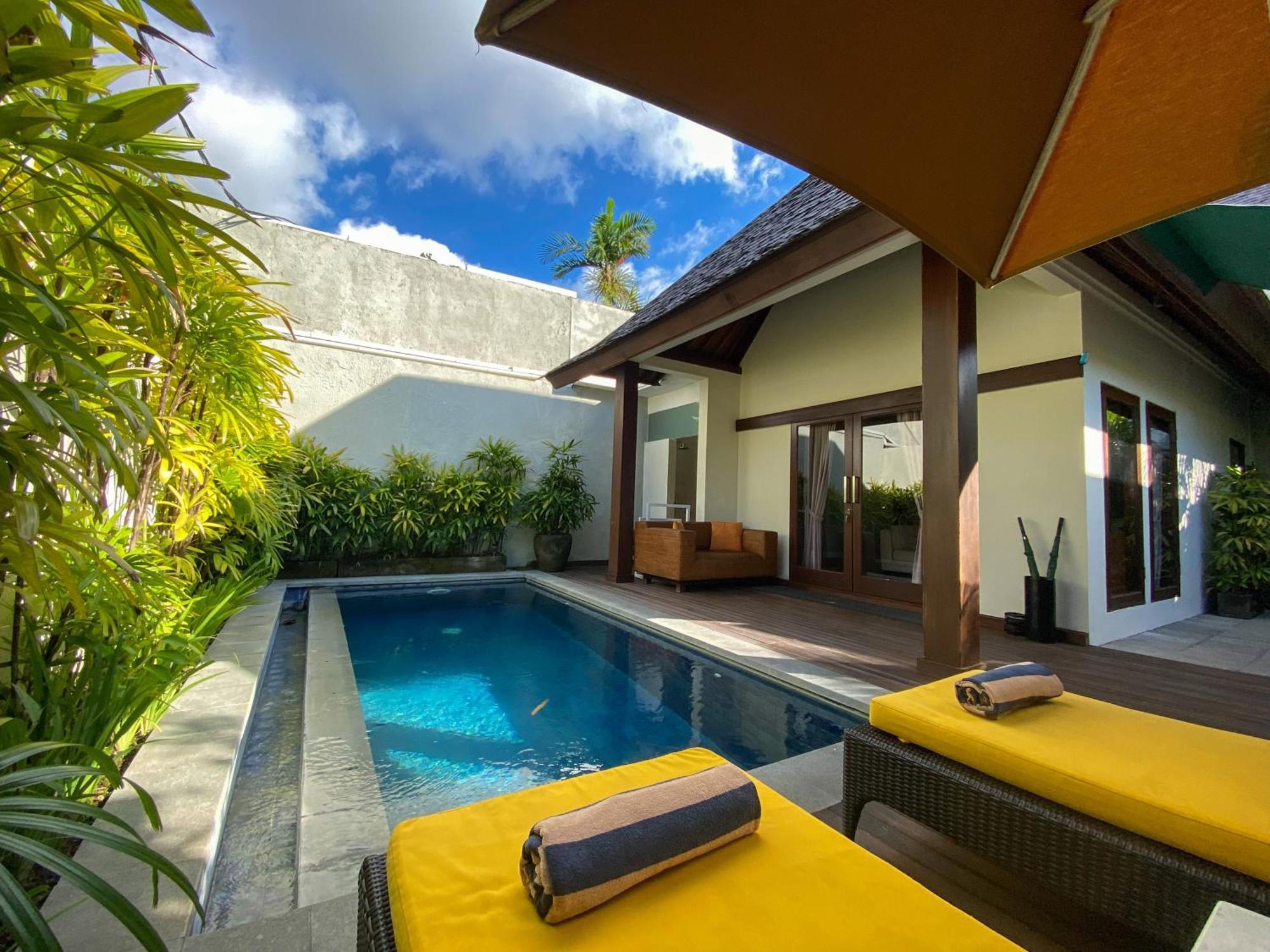 Serene Villas Семиньяк Экстерьер фото